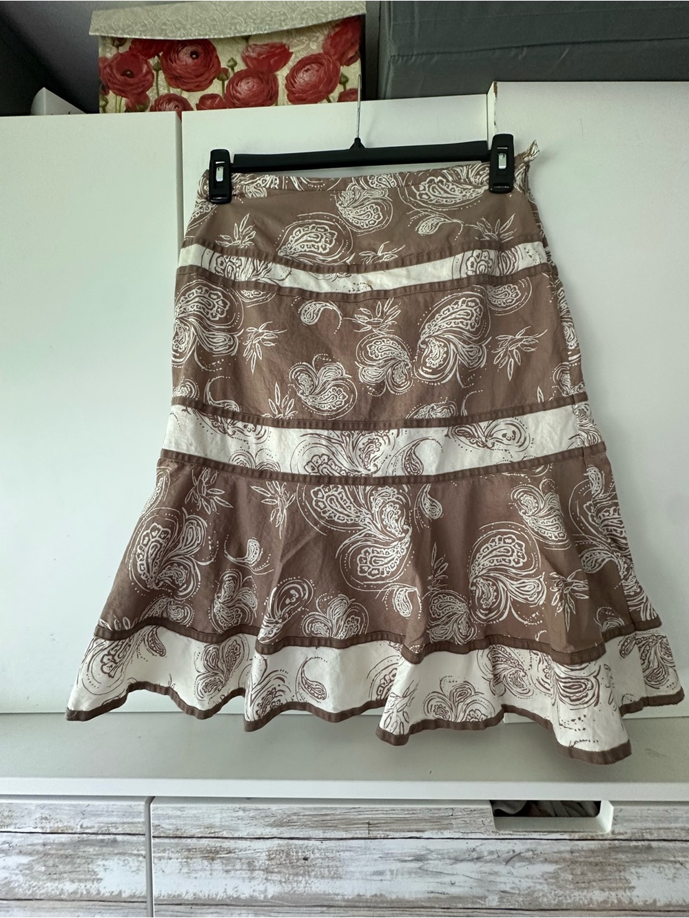 👗🤎 SONOMA Life + Style Taupe Ivory Paisley Tiered Skirt Size 6 Boho Cotton